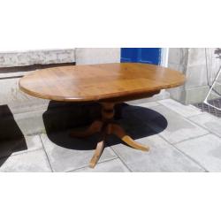 Pine drop leaf dining table with pedestal leg