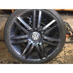 Volkswagen Audi vw 19" alloys, 235 35 19 tyres. Not Renault Honda vauxhall