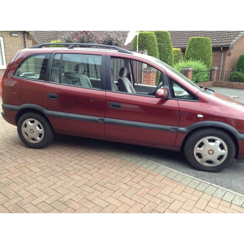 Vauxhall Zafira W reg flame red