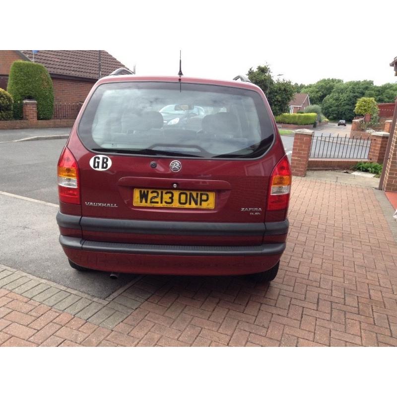 Vauxhall Zafira W reg flame red