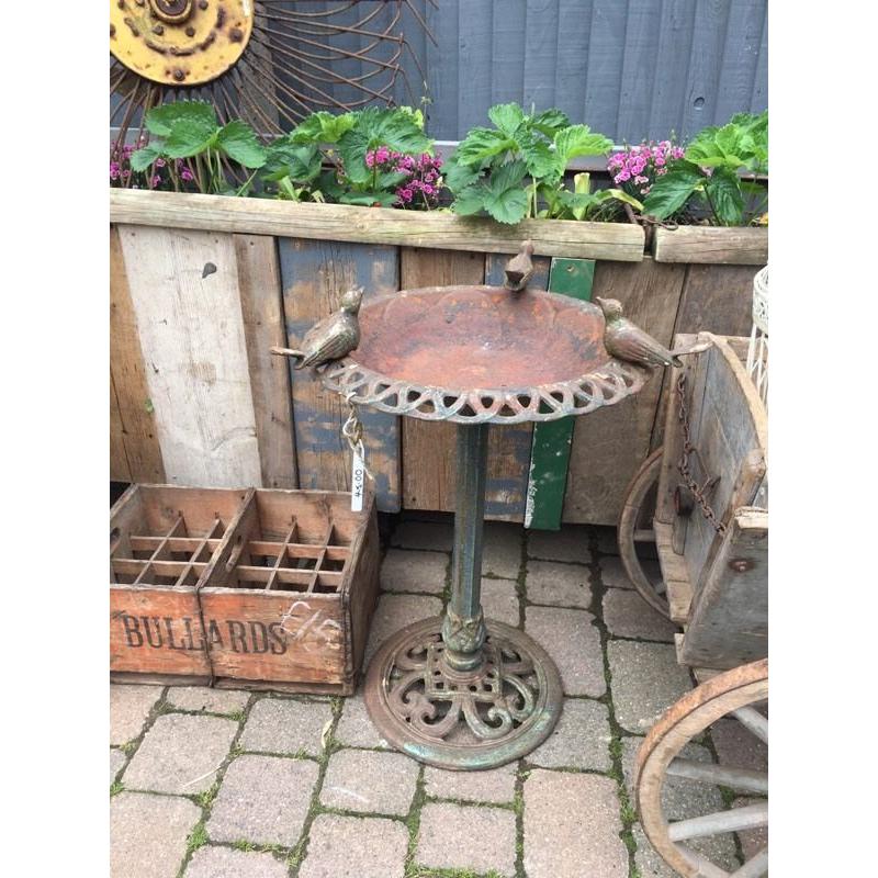 Vintage rustic cast iron bird bath garden ornament shabby chic