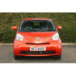 Toyota IQ VVT-I IQ (orange) 2013-05-13