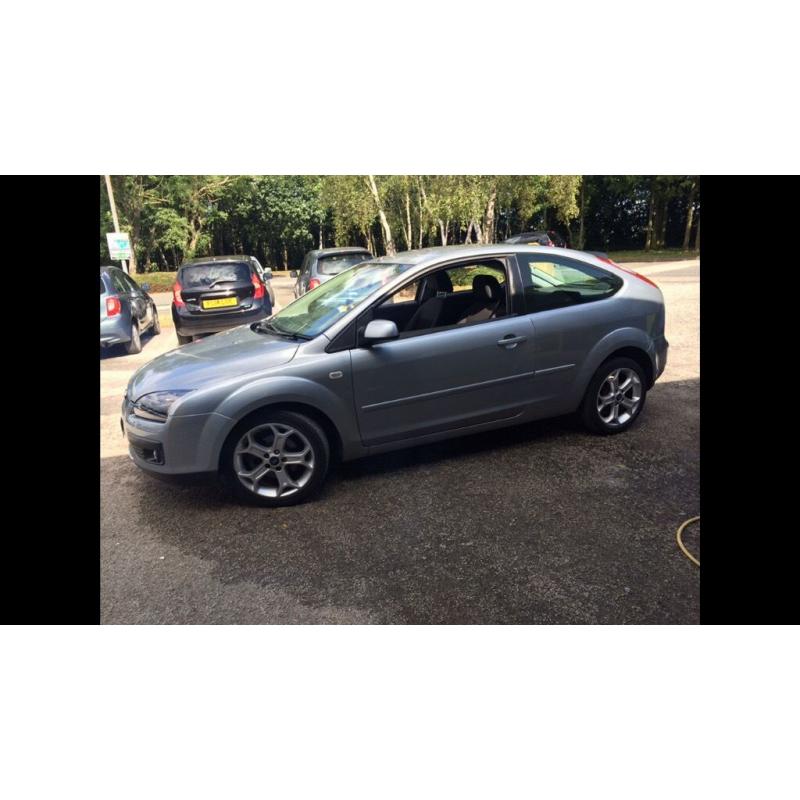 Ford Focus 1.6 zetec climate low mileage 66000