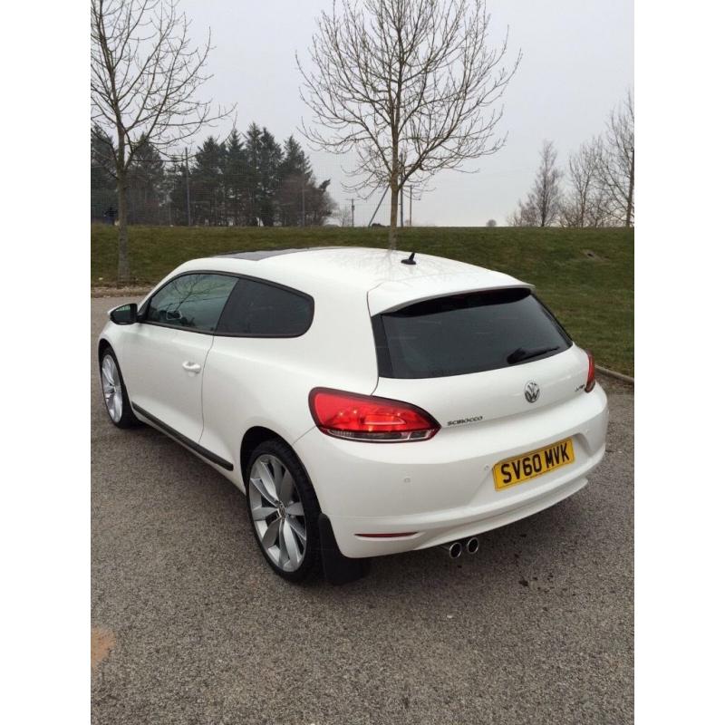 Volkwagen Scirocco white 2.0 TDI