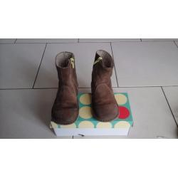 Suede, tan ankle boots, mini boden. Size 26 (fits 8.5 -9.5)