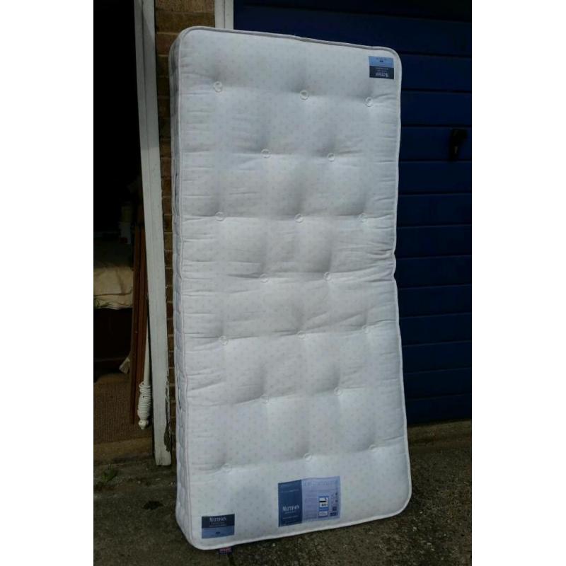 X2 luxury single mattress verry good condition