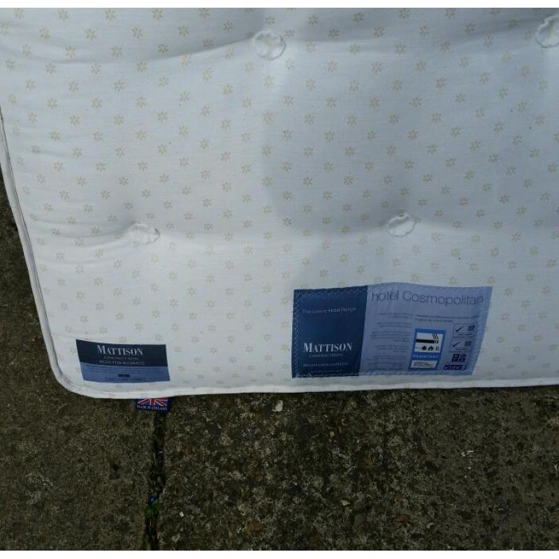 X2 luxury single mattress verry good condition