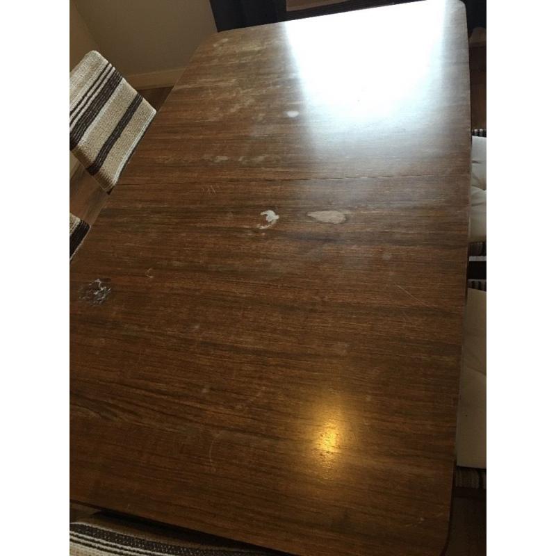 FREE dining table and 6 chairs - expandable!