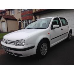 VW Golf 1.6 5 door automatic, 1 owner from new , low miles and massive service record. White.