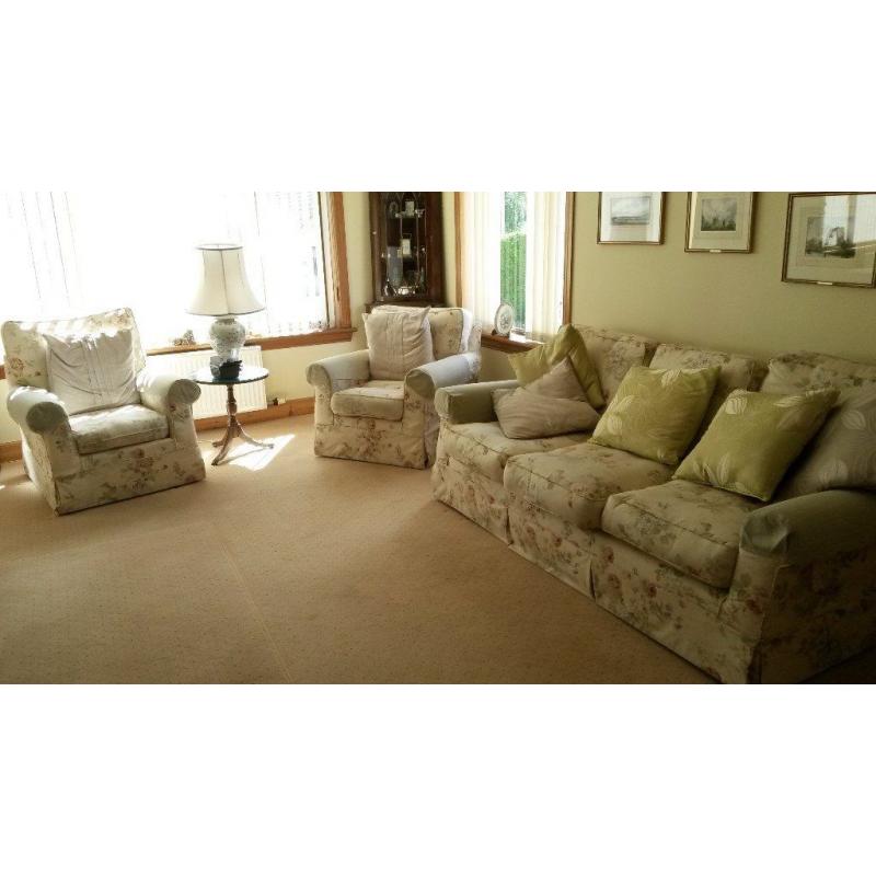 Floral 3 seater and 2 single chairs matching suite, ex John Lewis