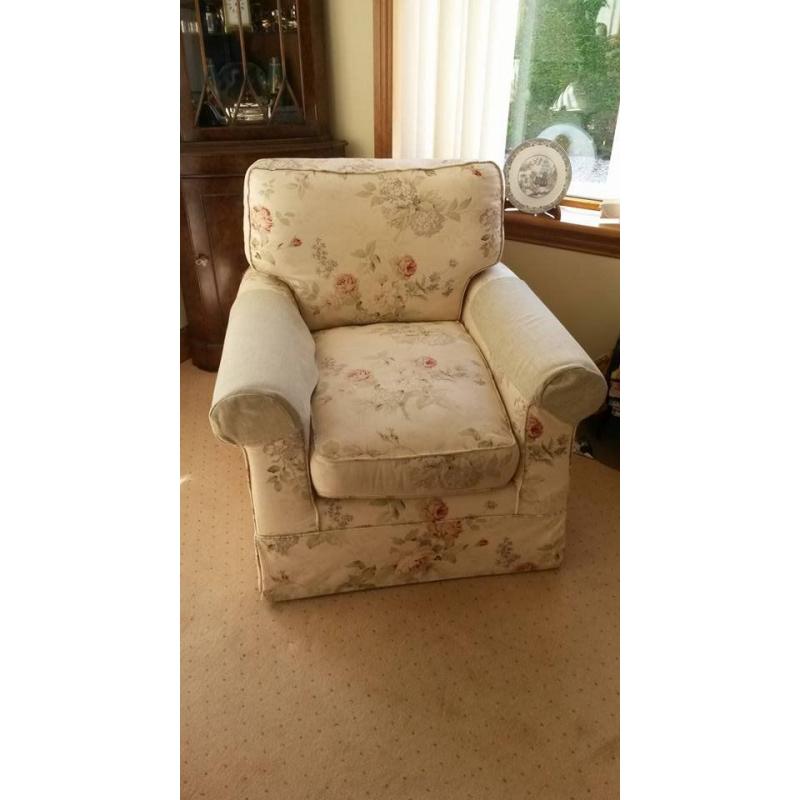 Floral 3 seater and 2 single chairs matching suite, ex John Lewis