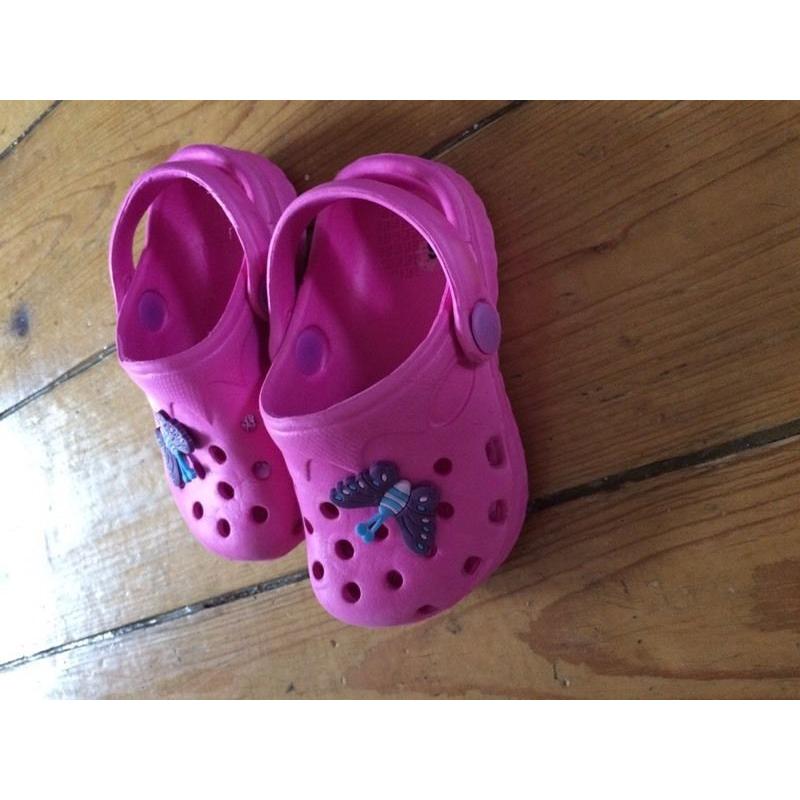 Girls Crocs pink