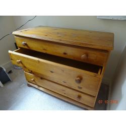 PINE DRESSING TABLE