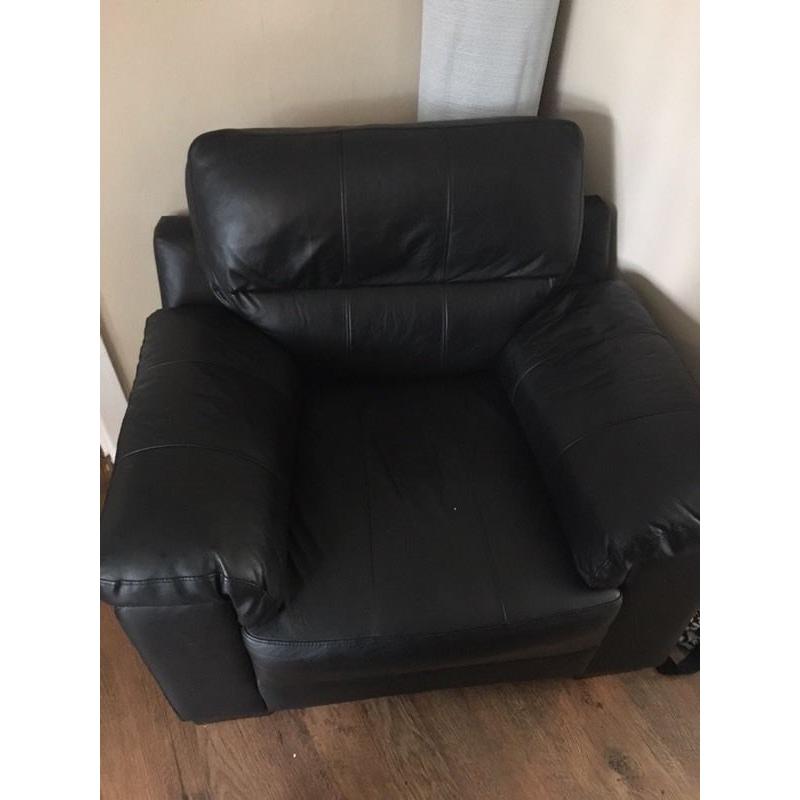 Black leather single chair