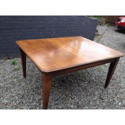 Large oak dining table - extendable