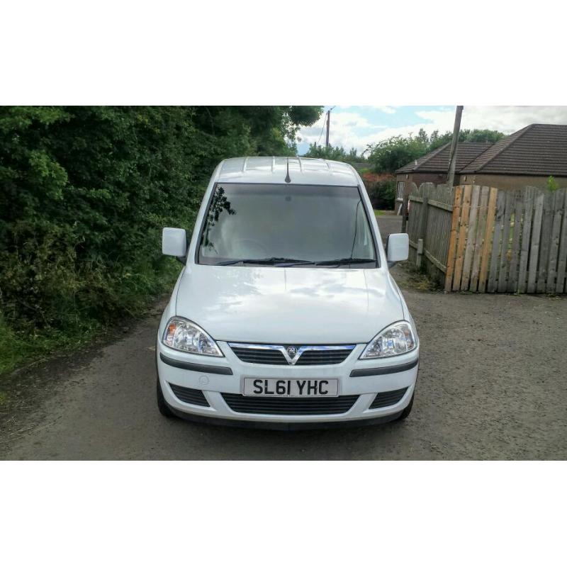 Vauxhall Combo 1700 SE ECOFLEX,1 Previous owner,33,000 Miles Just serviced,1 YEARS MOT,Worth viewing