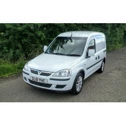 Vauxhall Combo 1700 SE ECOFLEX,1 Previous owner,33,000 Miles Just serviced,1 YEARS MOT,Worth viewing