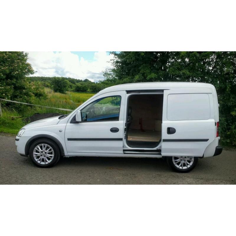 Vauxhall Combo 1700 SE ECOFLEX,1 Previous owner,33,000 Miles Just serviced,1 YEARS MOT,Worth viewing