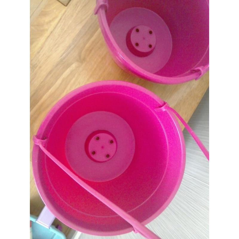 dark pink..hanging planters...new...x2.....