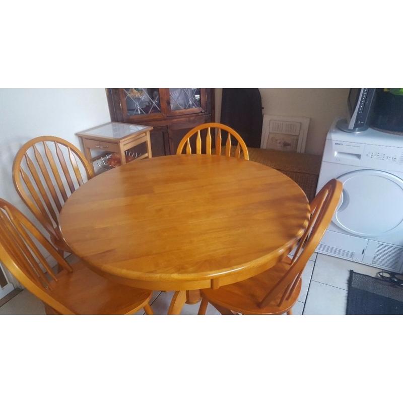 Round table and 4 chairs