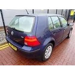 Volkswagen Golf. 1.9 SE TDI Blue 5 door.