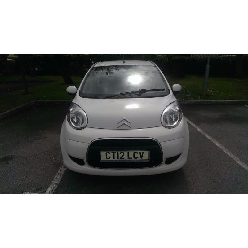 2012/12 Citroen C1 VTR+, White, 34k, full service history, new MOT and service, superb!