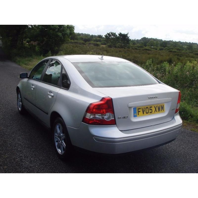 Volvo S40 2.0D excellent condition full mot