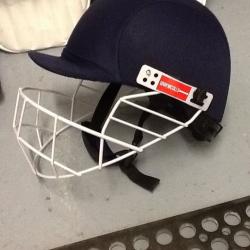 CRICKET EQUIPMENT