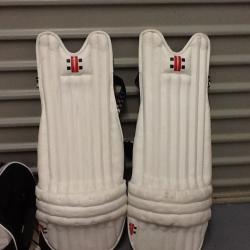 CRICKET EQUIPMENT