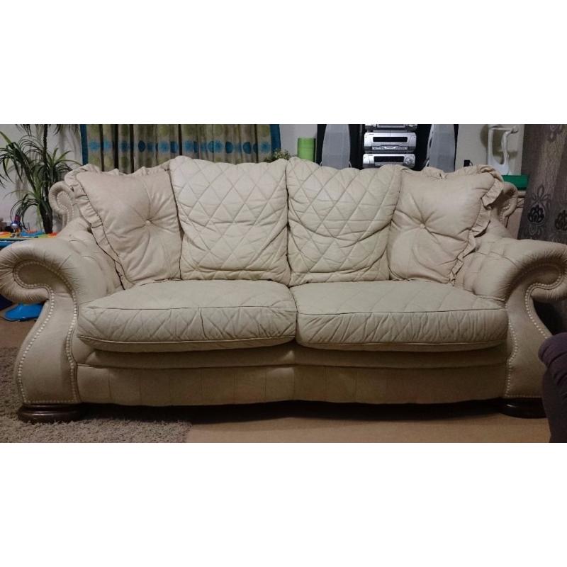 Large Cream Leather Quality Dianna Chesterfield Sofa