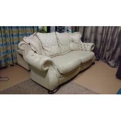 Large Cream Leather Quality Dianna Chesterfield Sofa