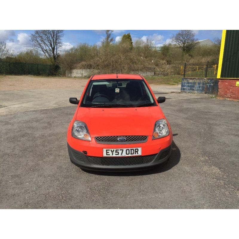 FORD FIESTA VAN TDCI TURBO DIESEL 1.4cc 3 door van 57/2007 3 former keepers 127k m.o.t until 4/11/16