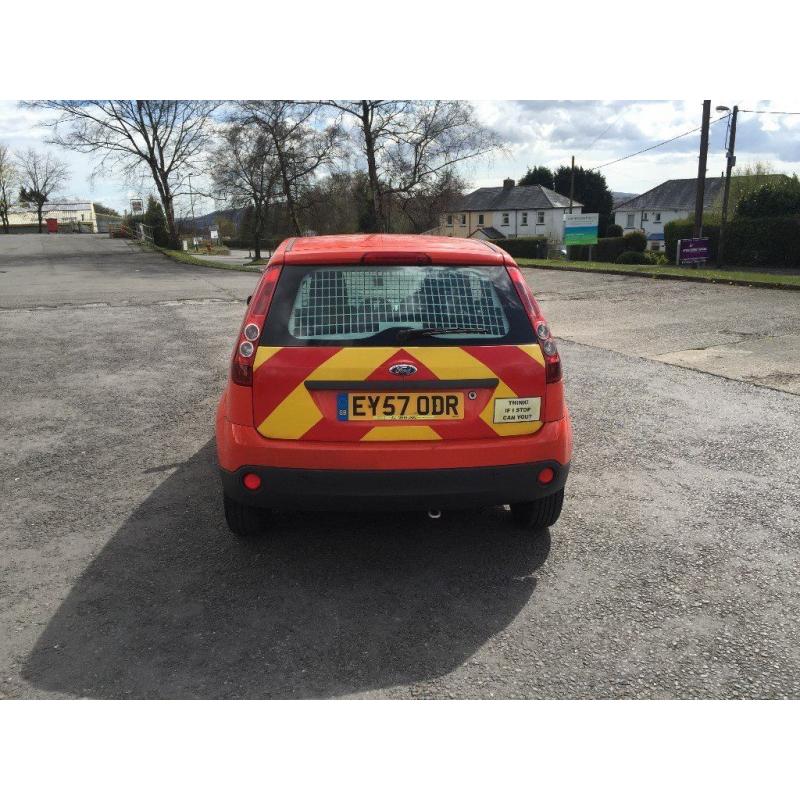 FORD FIESTA VAN TDCI TURBO DIESEL 1.4cc 3 door van 57/2007 3 former keepers 127k m.o.t until 4/11/16