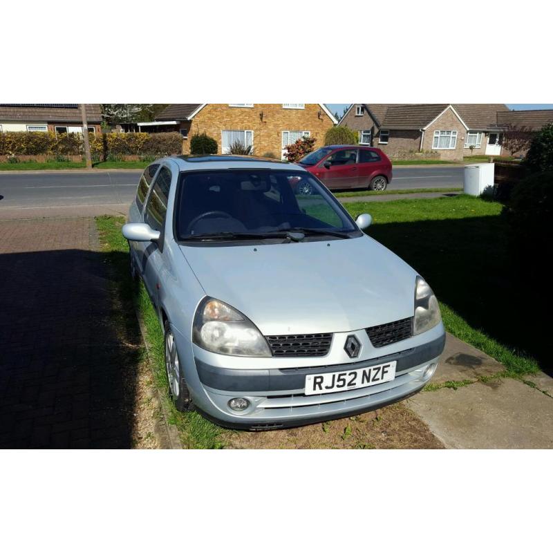 2002 Renault Clio Dynamique 1.2 Petrol Spares or Repairs