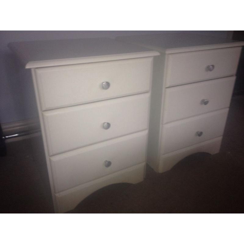 2 white bedroom side cabinets