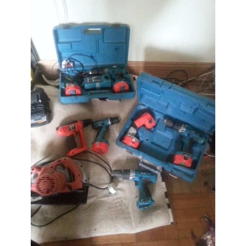 job lot of drills and saws makita and dewalt mainly not all have batteries but very cheap