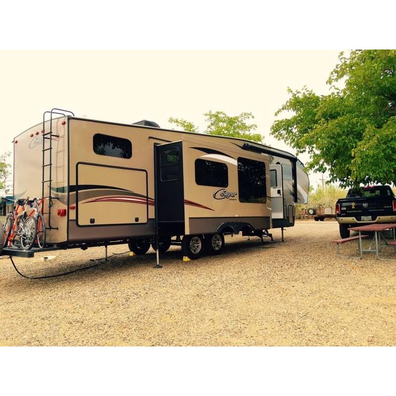 Caravan 5th wheel trailer 2016