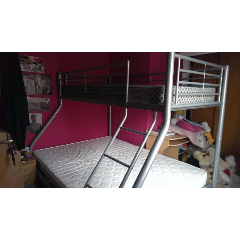 Bunk metal bed