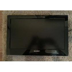 Sharp 19 " LCD colour TV with remote LC-19LE510K