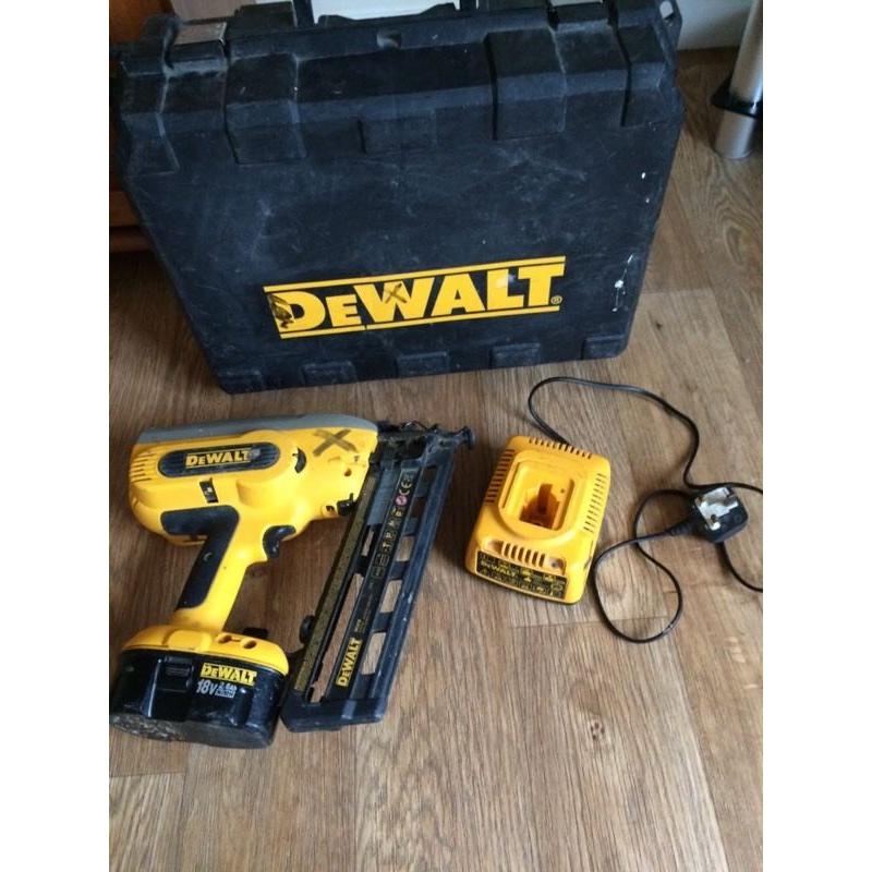 Dewalt nail gun