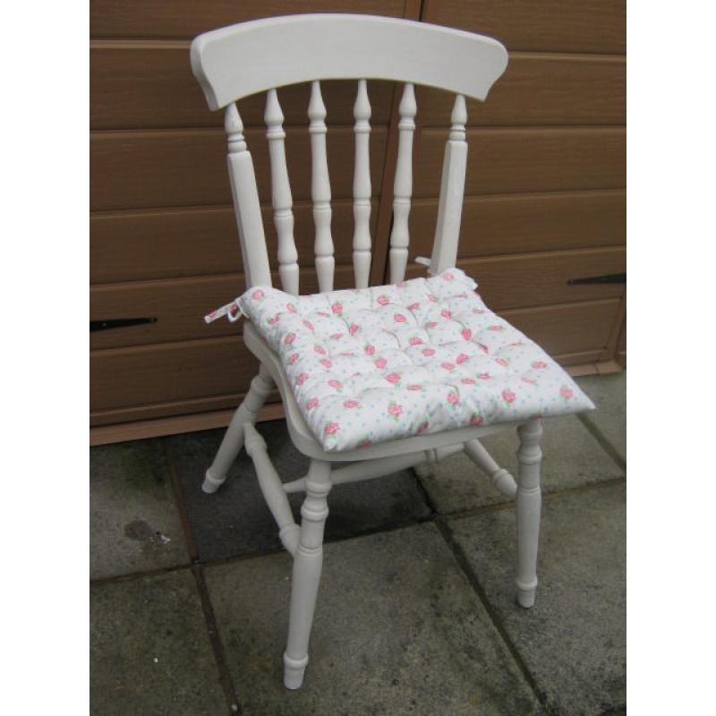 Shabby chic chair with country cottage type cushion