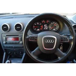 BLACK AUDI A3 1.6 TDI SE SPORTBACK 5dr