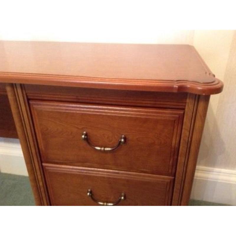 Dark Wood Dressing Table