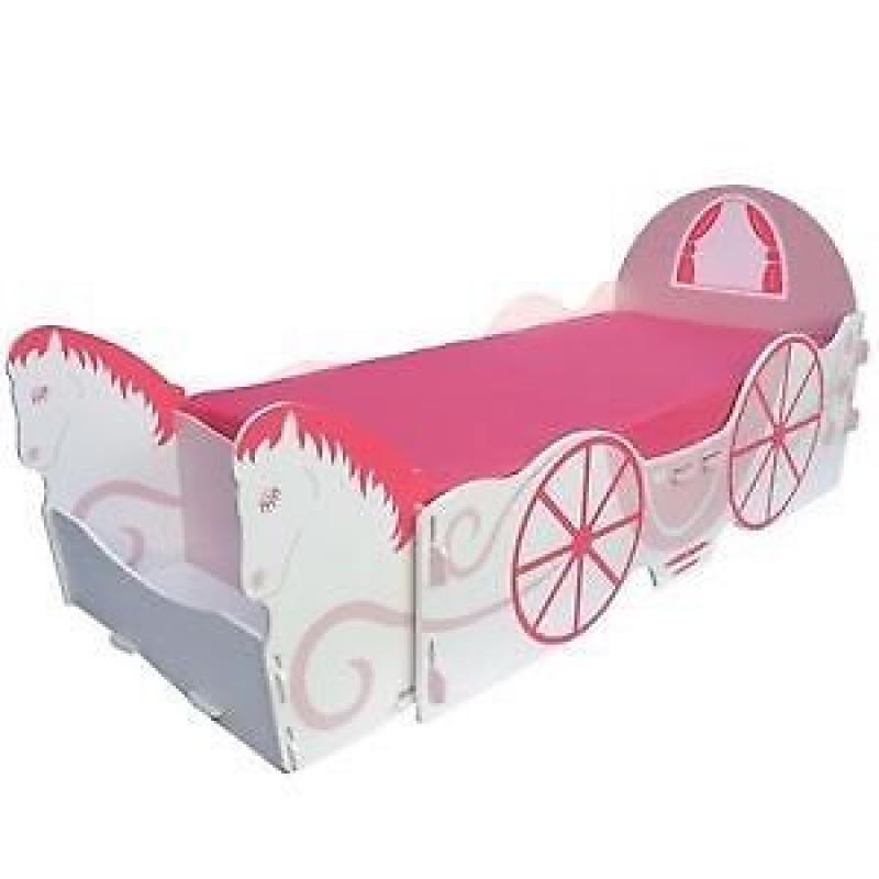 Girls princess bed