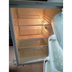 Partially working fridge (Parts or repair)