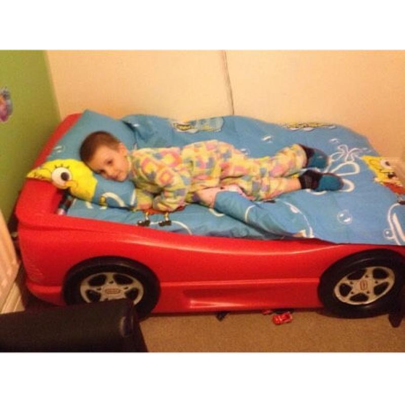 Little Tikes Disney Lightning Mcqueen Car Bed