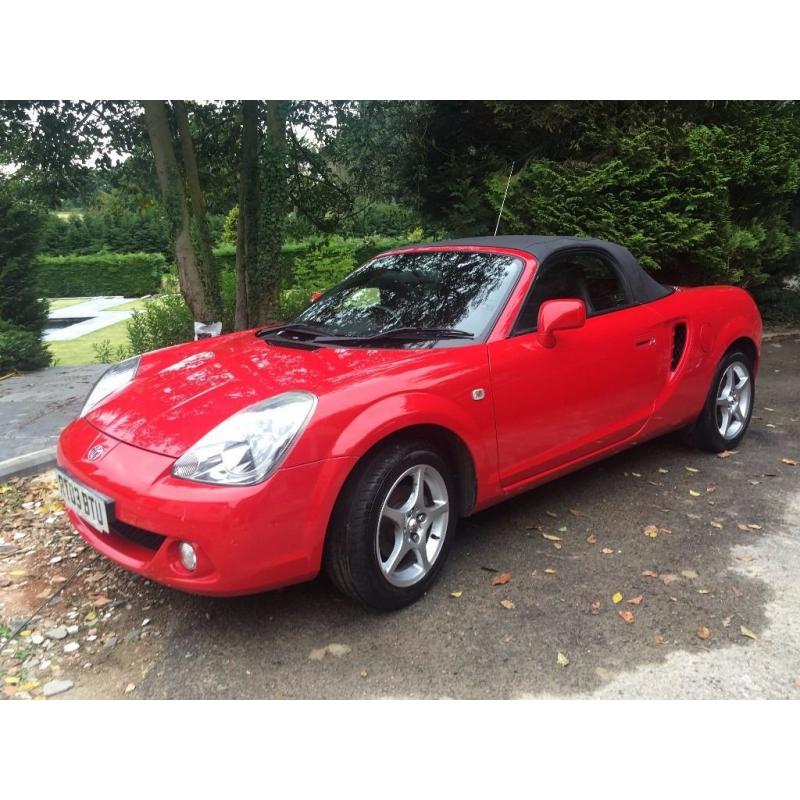 TOYOTA MR2 ROADSTER 1.8L RED 50,948 MILES - HARD AND SOFT TOP. WELL LOOKED AFTER, GREAT CONDITION