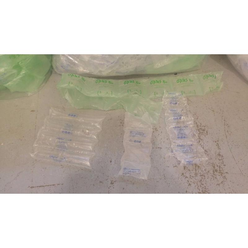 FREE TO COLLECTOR 8 X BAGS OF LARGE PACKAGING 'PLASTIC AIR BUBBLE BAGS'