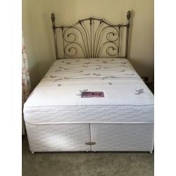 Dreams double bed. Fantastic condition