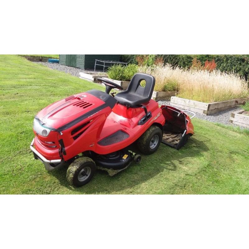 ALKO T-14 102 (40inch)TWIN BLADE RIDE ON LAWN TRACTOR/MOWER 4 YRS OLD 14.5HP BRIGGS AND STRATTON